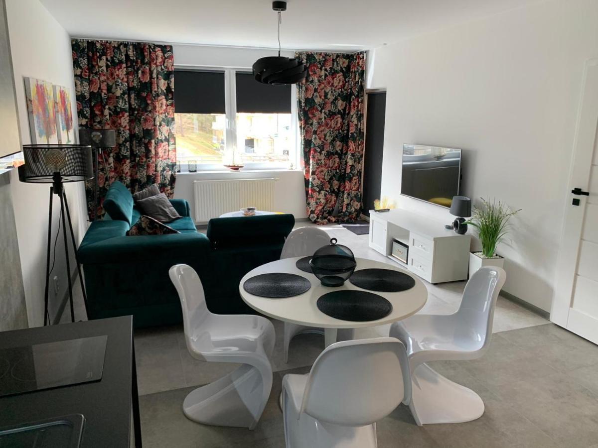 Apartament Na Wydmie Apartment Устка Екстериор снимка